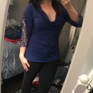 Cute top with Lace Sleeve